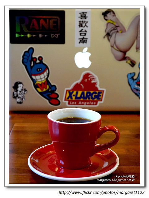 台南。鉄樂咖啡Cafe Teller｜咖啡、音樂、與人生的故事