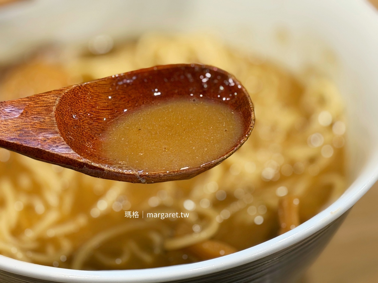 龍麵。青森車站美食|用一碗煮干拉麵告別雪鄉 @瑪格。圖寫生活 龍麵。青森車站美食|用一碗煮干拉麵告別雪鄉