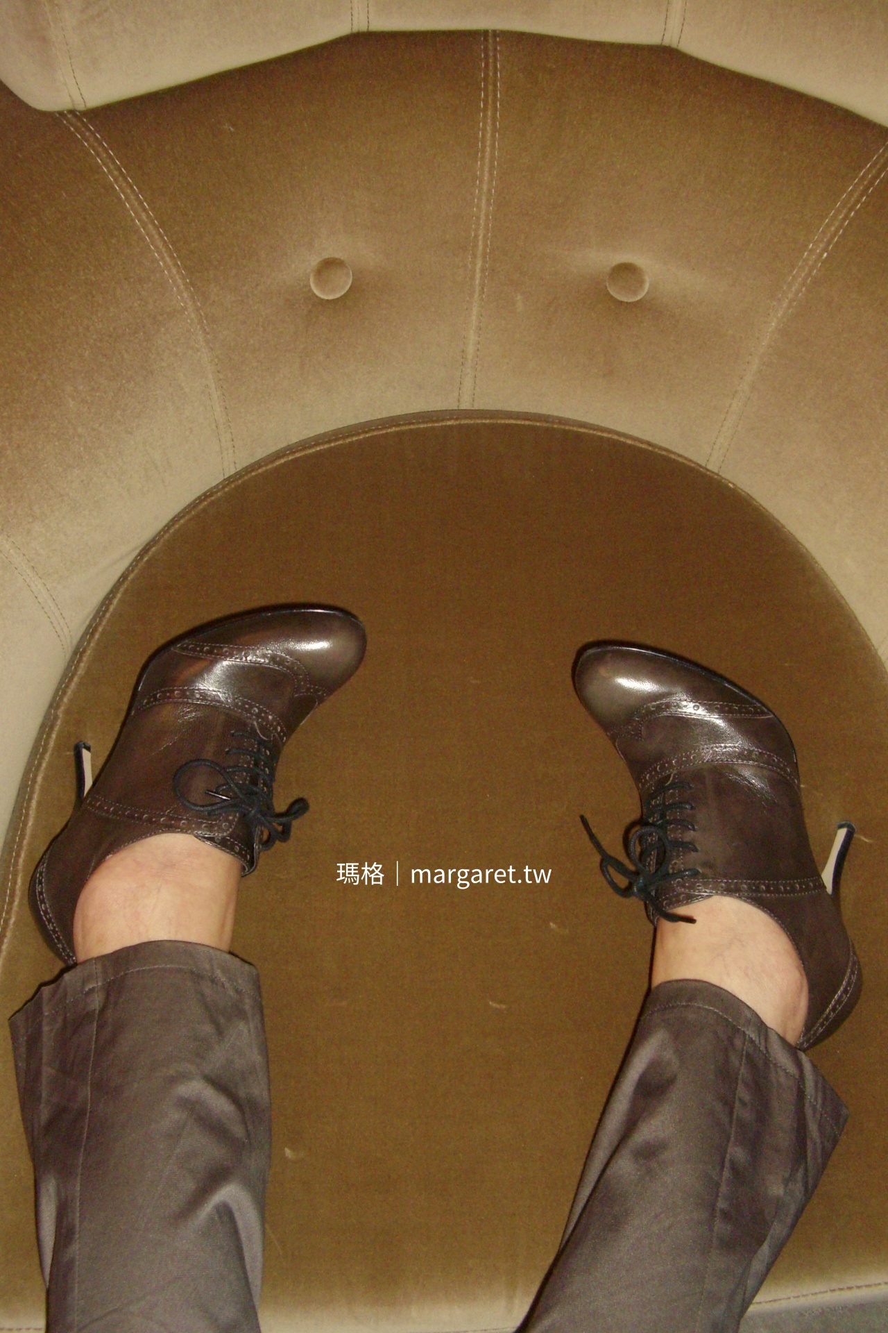 瑪格北京出差所穿細跟牛津鞋。