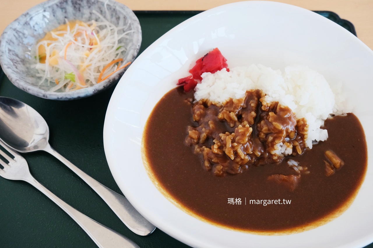藏王美食。山頂餐廳賞樹冰吃咖哩飯｜藏王包子、熱紅薯，抓緊時間吃不停！