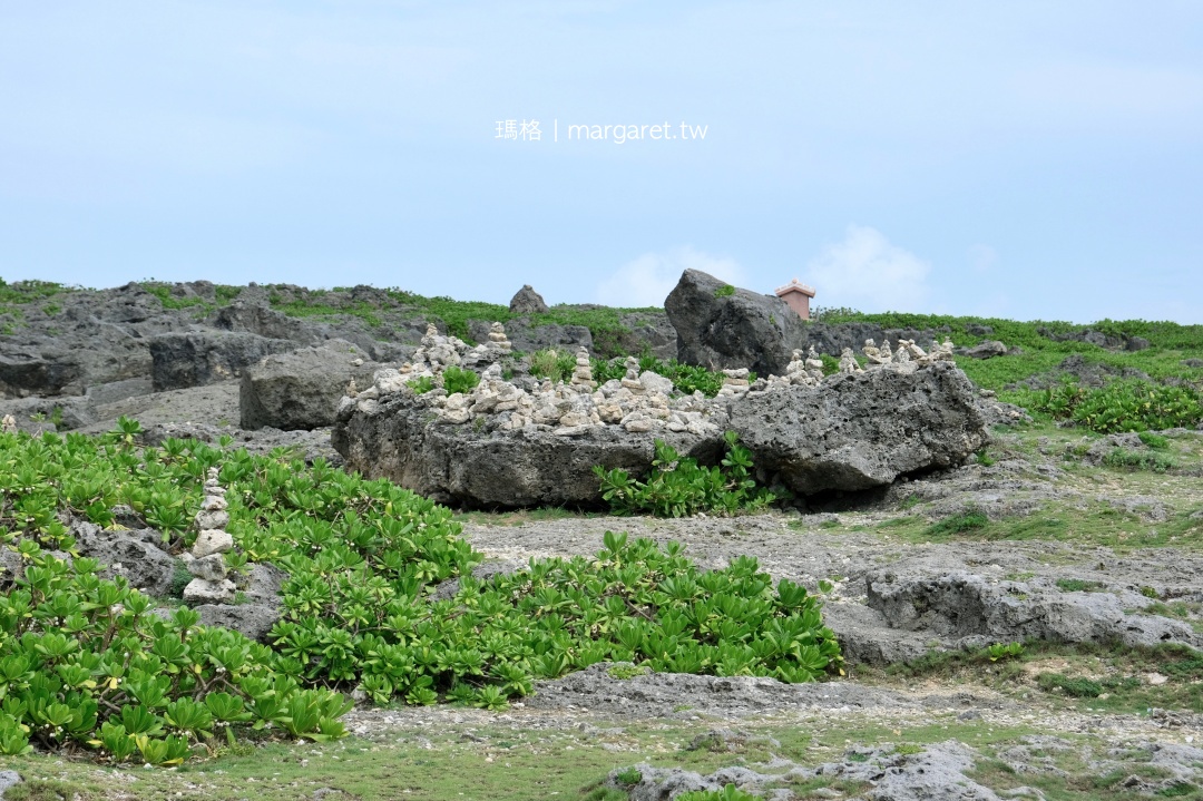 殘波岬燈塔。沖繩海岸國定公園｜斷崖絶壁上的燈塔
