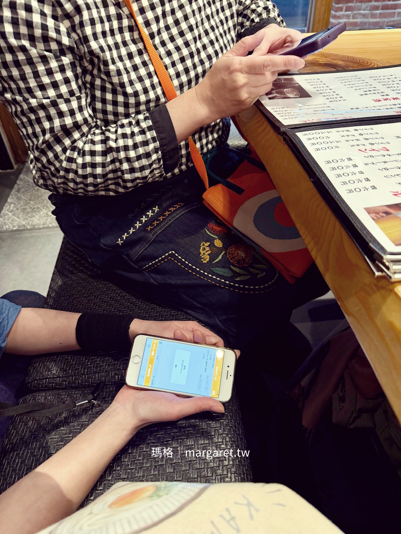 燒鳥炭壹2號店無圖日文菜單，語言不通也照點。