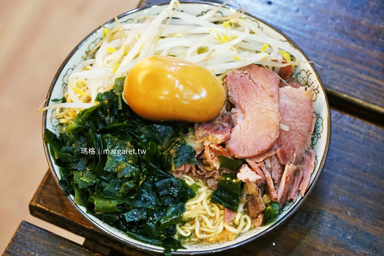 高雄吉林夜市 阿浜炒麵屋攤位 現炒泡麵夜市宵夜小吃