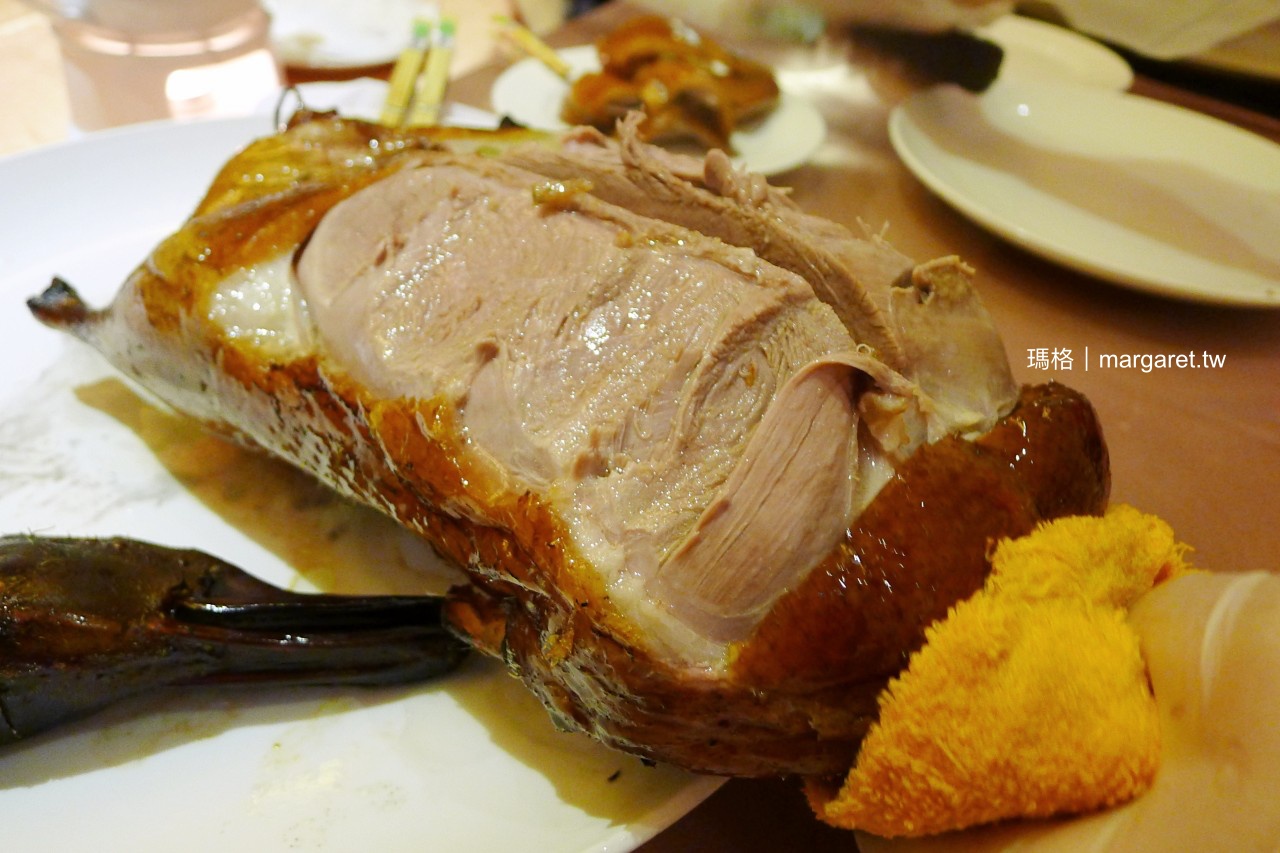 蘭城晶英紅樓烤鴨。台灣十大烤鴨第一名