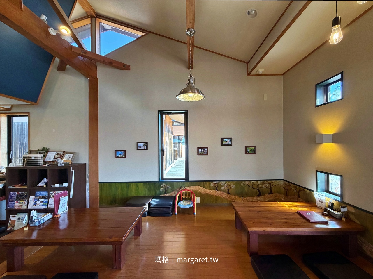 鳥取湯梨濱町Café ippo室內用餐空間。