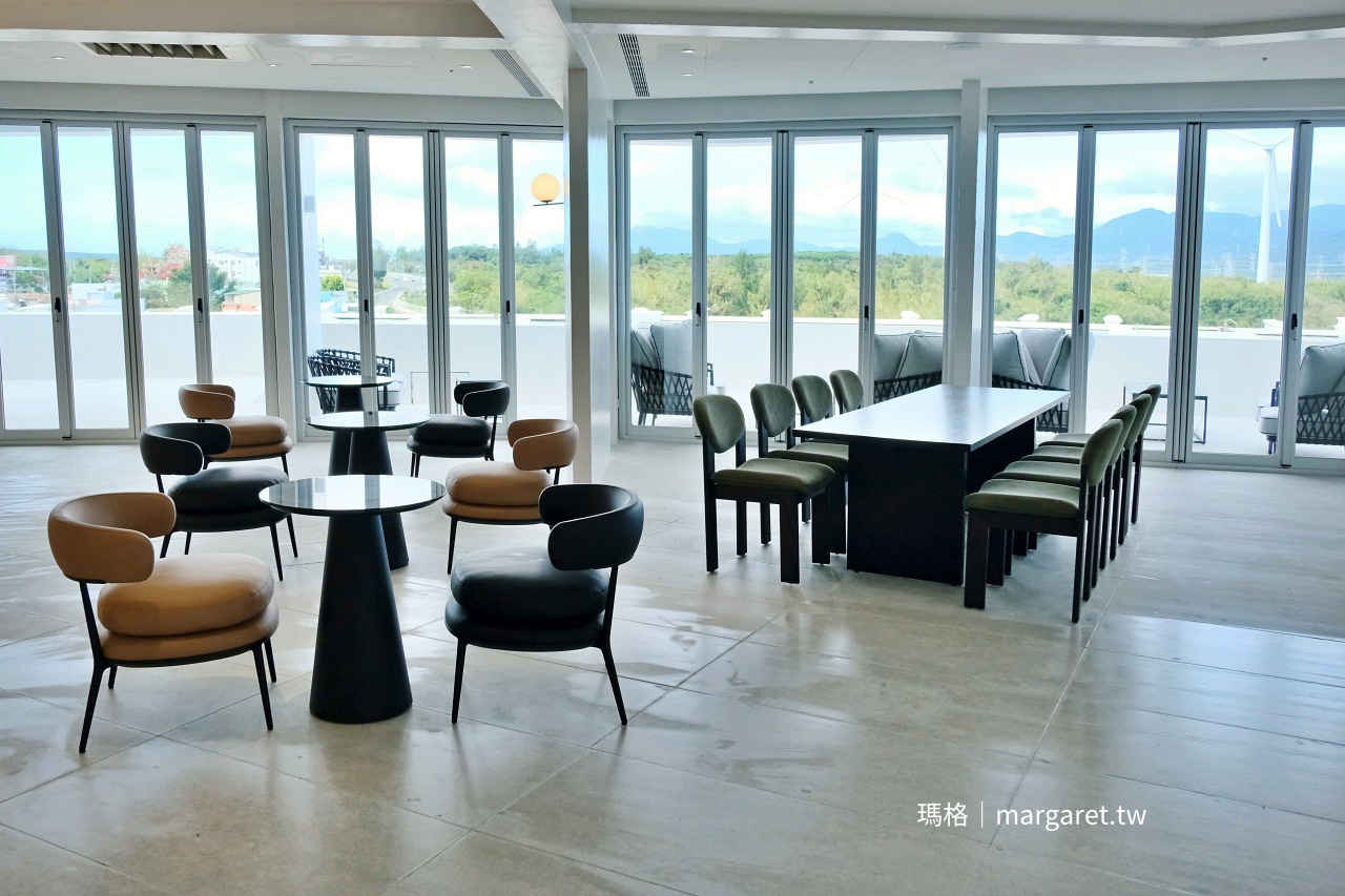 風華酒店墾丁館，刺豚串燒空中酒吧。