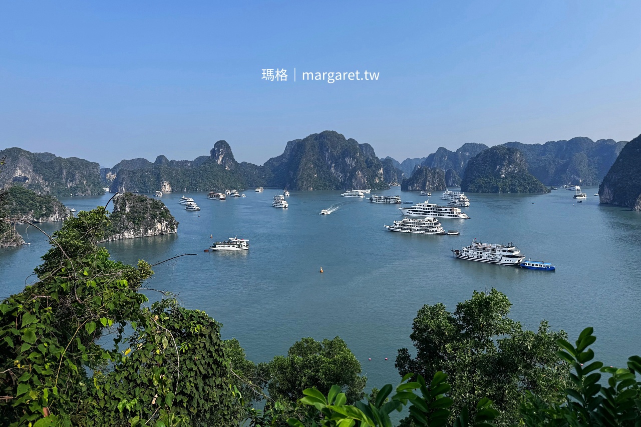 下龍灣英雄島 觀景台俯瞰海灣