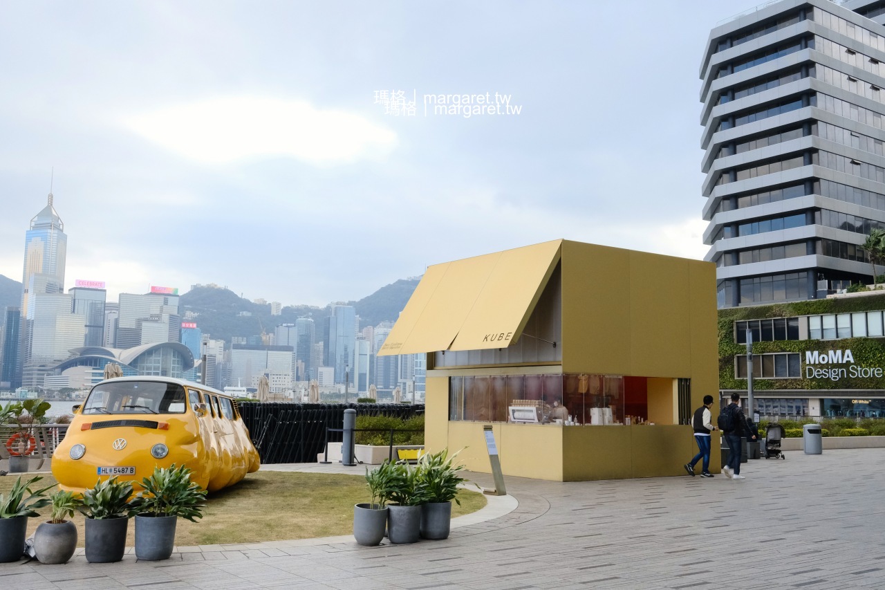 % Arabica。香港尖沙咀K11 Musea｜維港邊的金色咖啡小屋與熱狗巴士藝術車