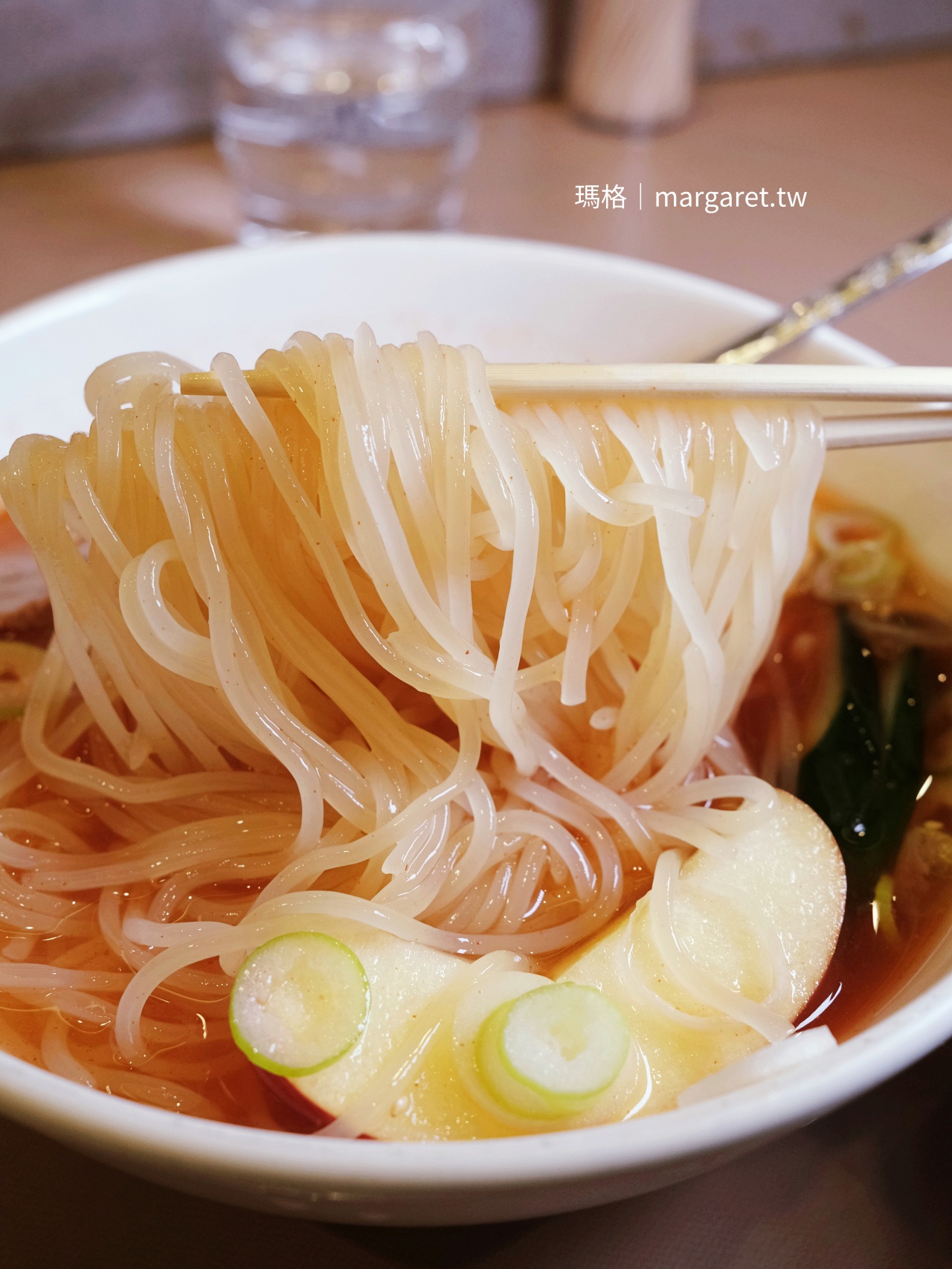 壽壽苑 / 寿々苑。JR盛岡站美食｜冬天吃一碗沒有西瓜的盛岡冷麵