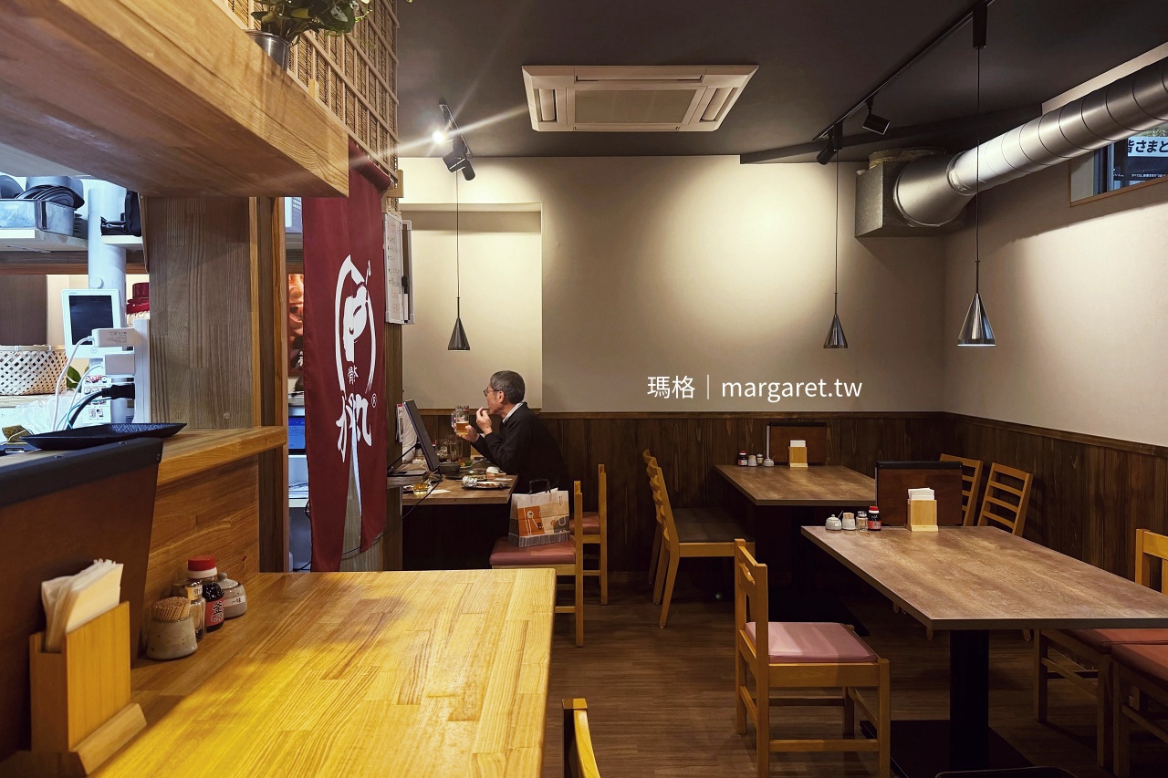 高松獅子通商店街骨付鳥一本がぶ丸店內用餐環境