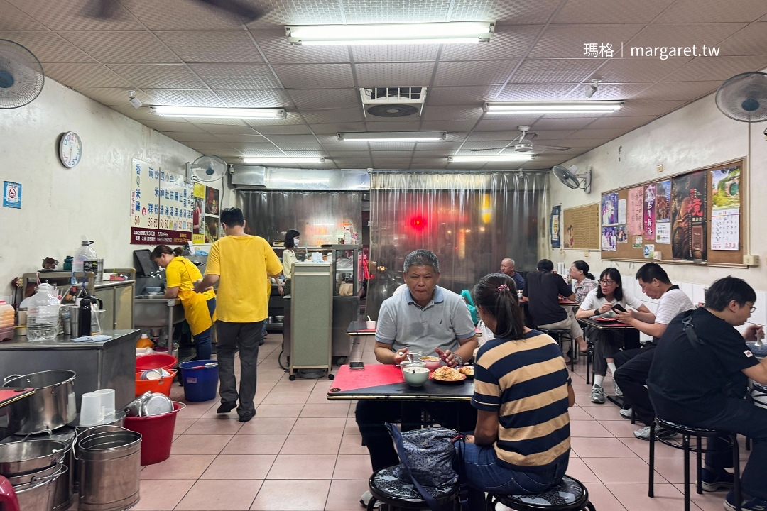 鎮傳四神湯。台南碗粿｜在地老饕推薦赤崁樓周邊小吃