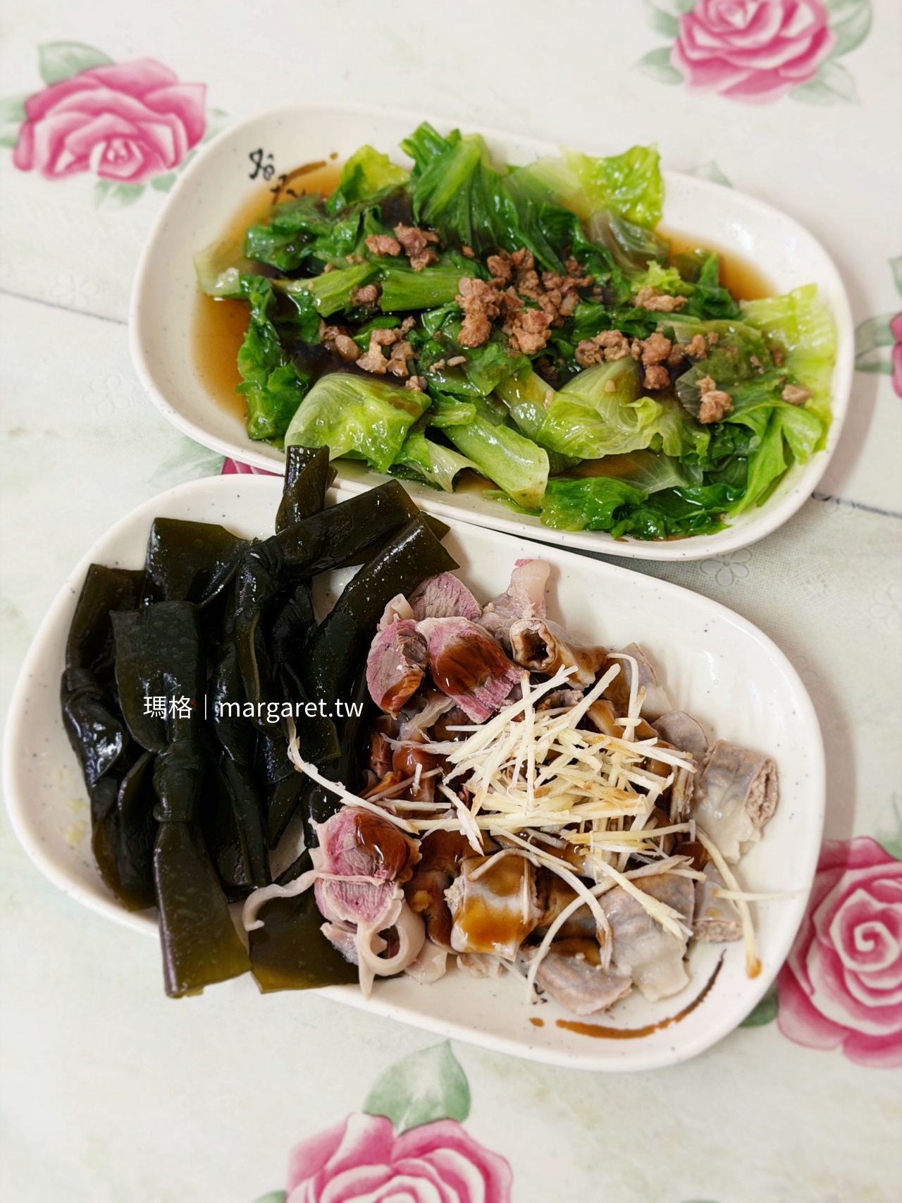 集集無名麵店滷菜一盤，肝連、粉腸、海帶清爽入味，旁附燙青菜淋肉燥