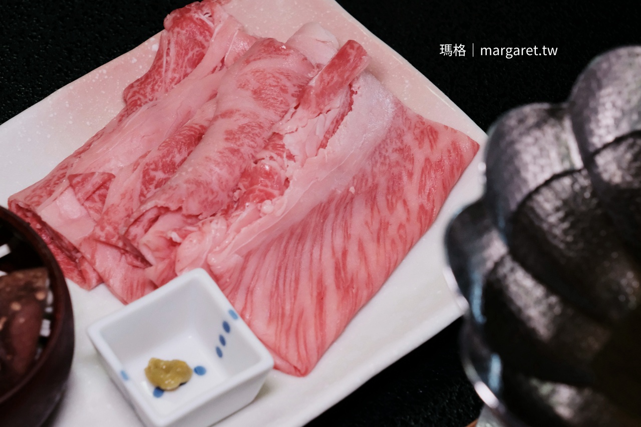 的山莊涮涮鍋 昆布高湯鍋物 特寫