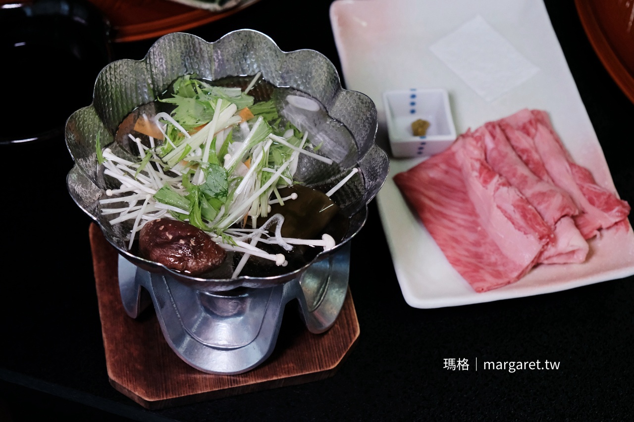的山莊涮涮鍋 大分和牛肉片 擺盤特寫