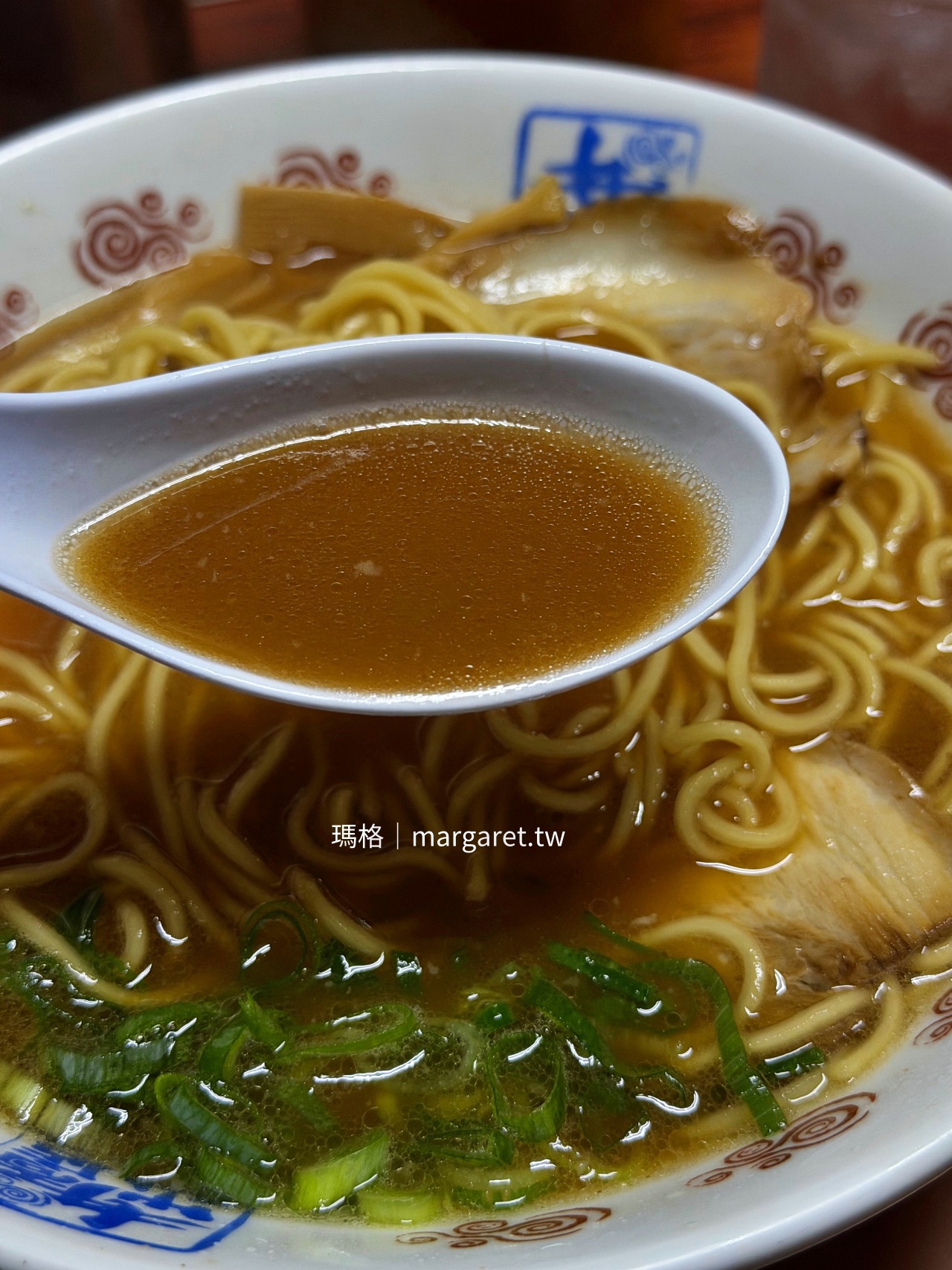 和歌山人氣拉麵。井出商店|曾獲電視冠軍 「日本第一美味拉麵」頭銜 @瑪格。圖寫生活 和歌山人氣拉麵。井出商店|曾獲電視冠軍 「日本第一美味拉麵」頭銜