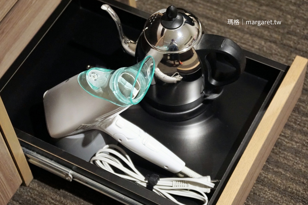 尾道國際飯店。房間窗戶可看見海景｜廣島東洋鯉魚隊職棒封王歡慶暢飲