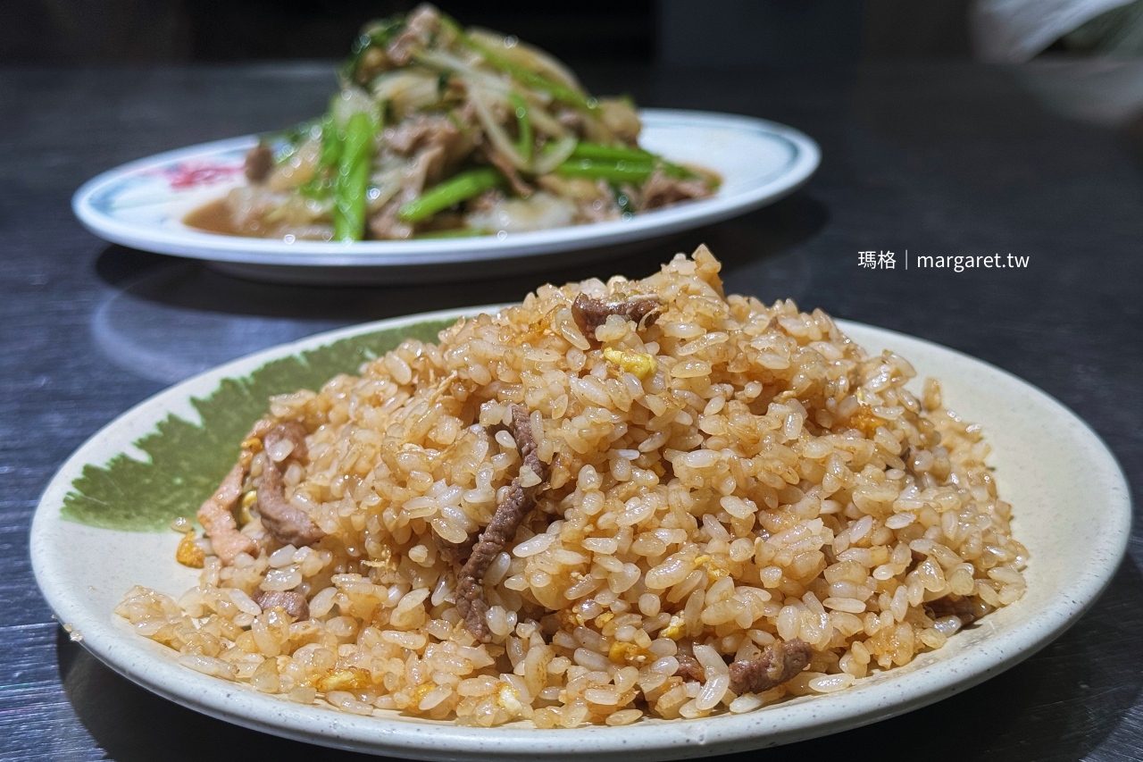 阿男炒飯，噴水圓環周邊美食，嘉義文化路深夜食堂。