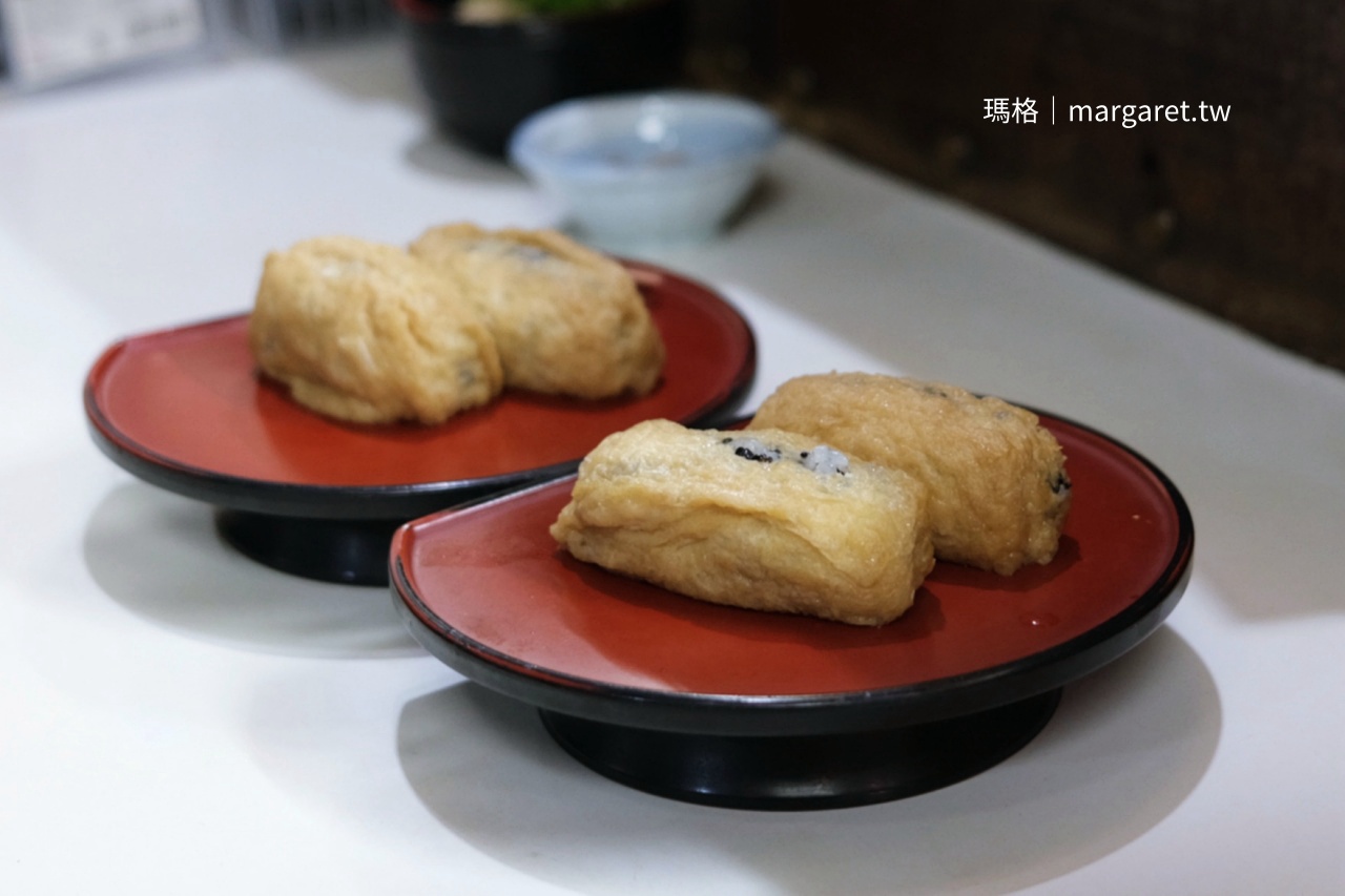 高松川福本店 稻荷壽司特寫 鄰桌加點畫面
