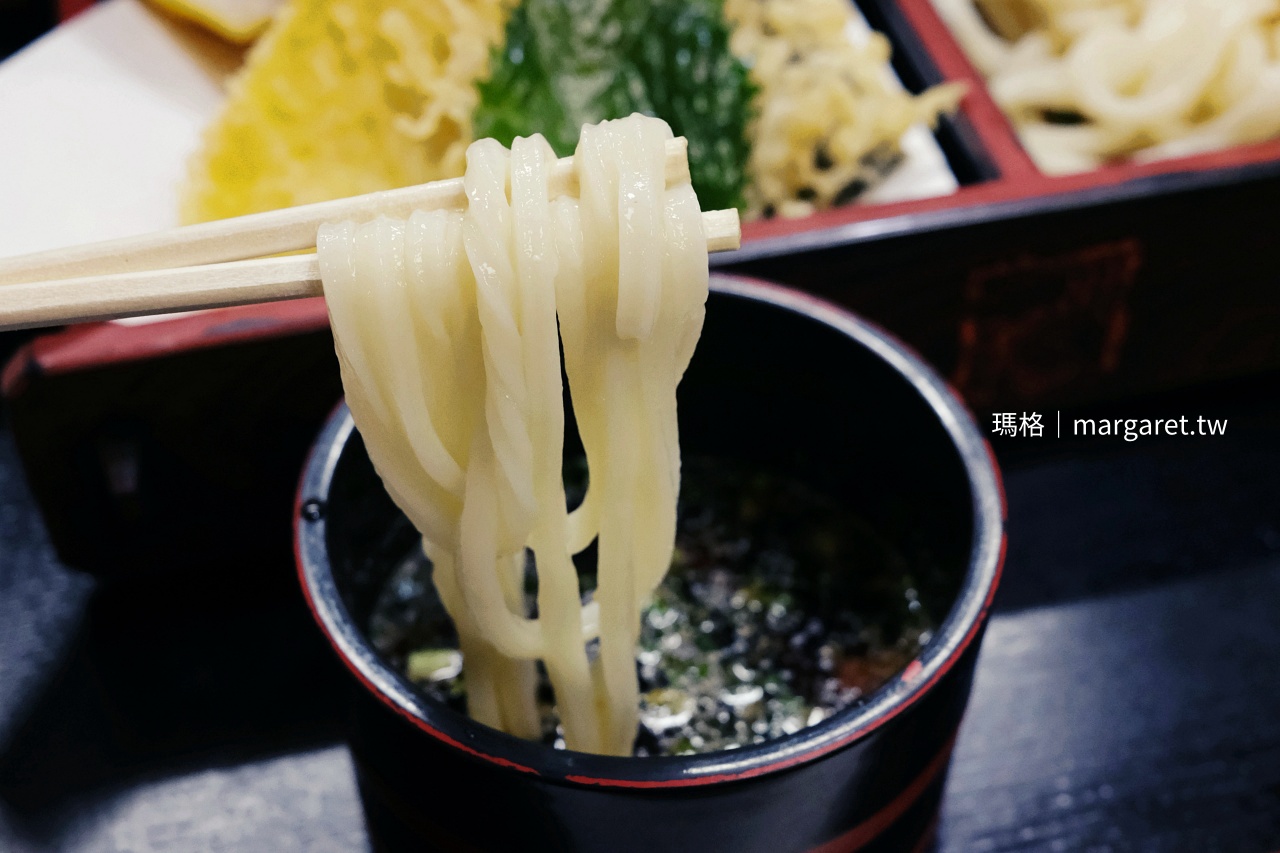高松川福本店 麵條特寫 水潤光澤質地
