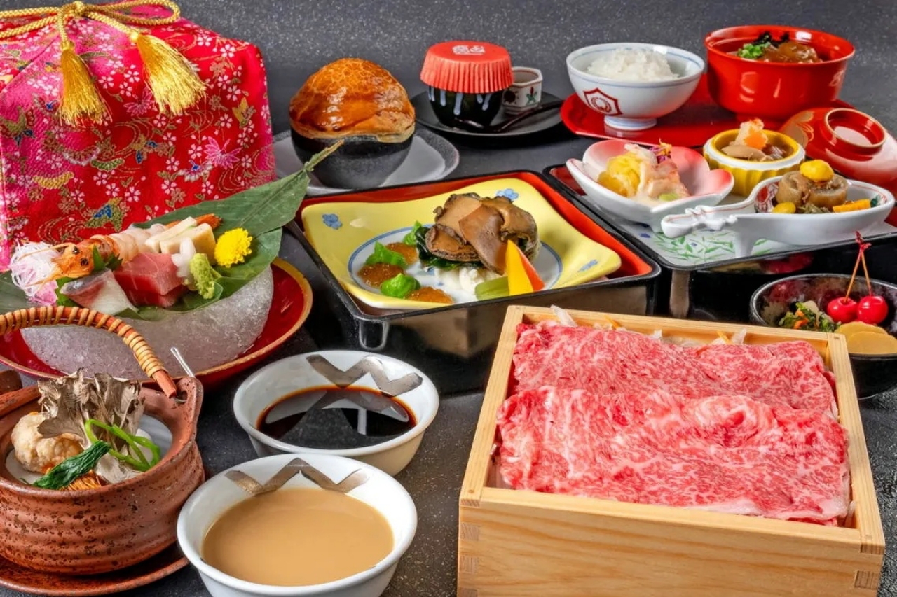 山形古窯夕食 山形牛壽喜燒和食膳