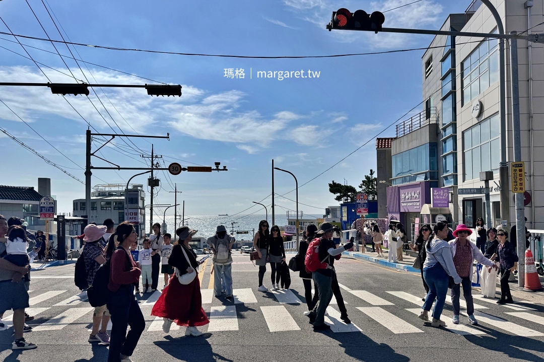 海雲台藍線公園海岸列車。釜山海景第一排｜可愛的天空膠囊列車