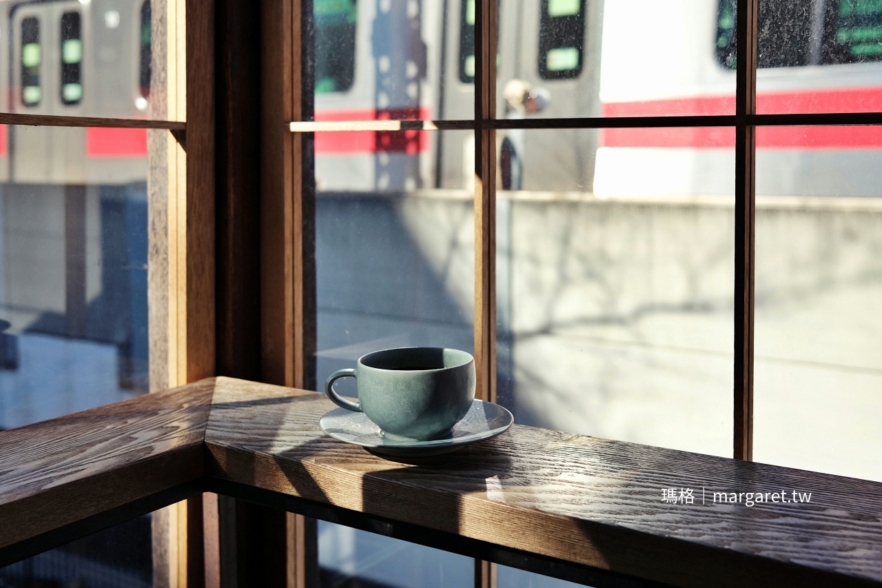 ONIBUS COFFEE 中目黑。東京街角低調咖啡名店｜紅到已經來台開分店