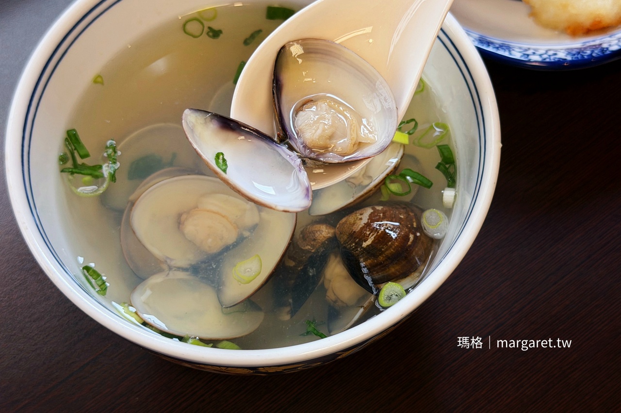 芳月亭蒜頭蛤蜊湯 湯頭清亮蛤蜊飽滿