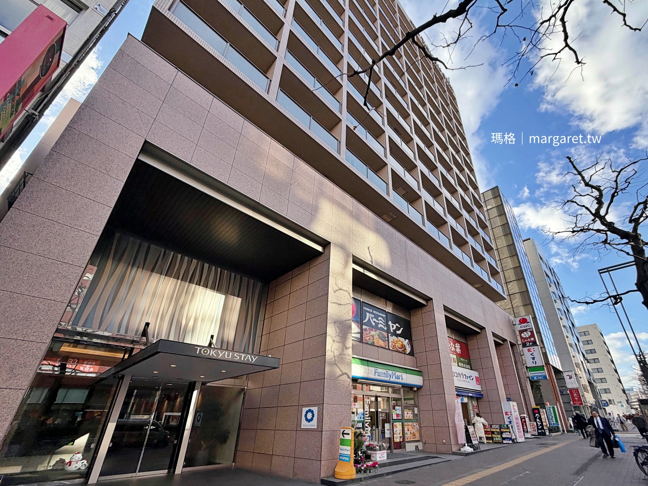 東急STAY四谷。天井花園Free Lounge｜房間專屬洗脫烘衣機、小廚房、智慧電視