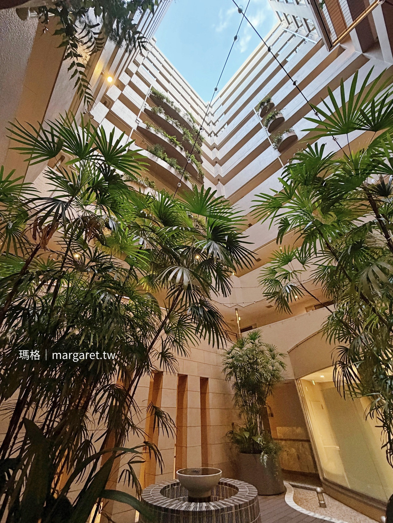 東急STAY四谷。天井花園Free Lounge｜房間專屬洗脫烘衣機、小廚房、智慧電視