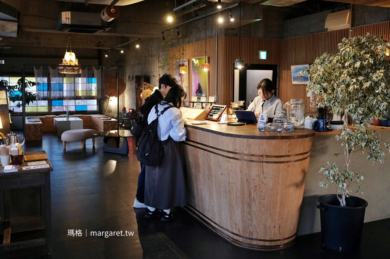 Salon Blue。與瀨戶內海相約喝一杯｜北濱Alley藝術角落