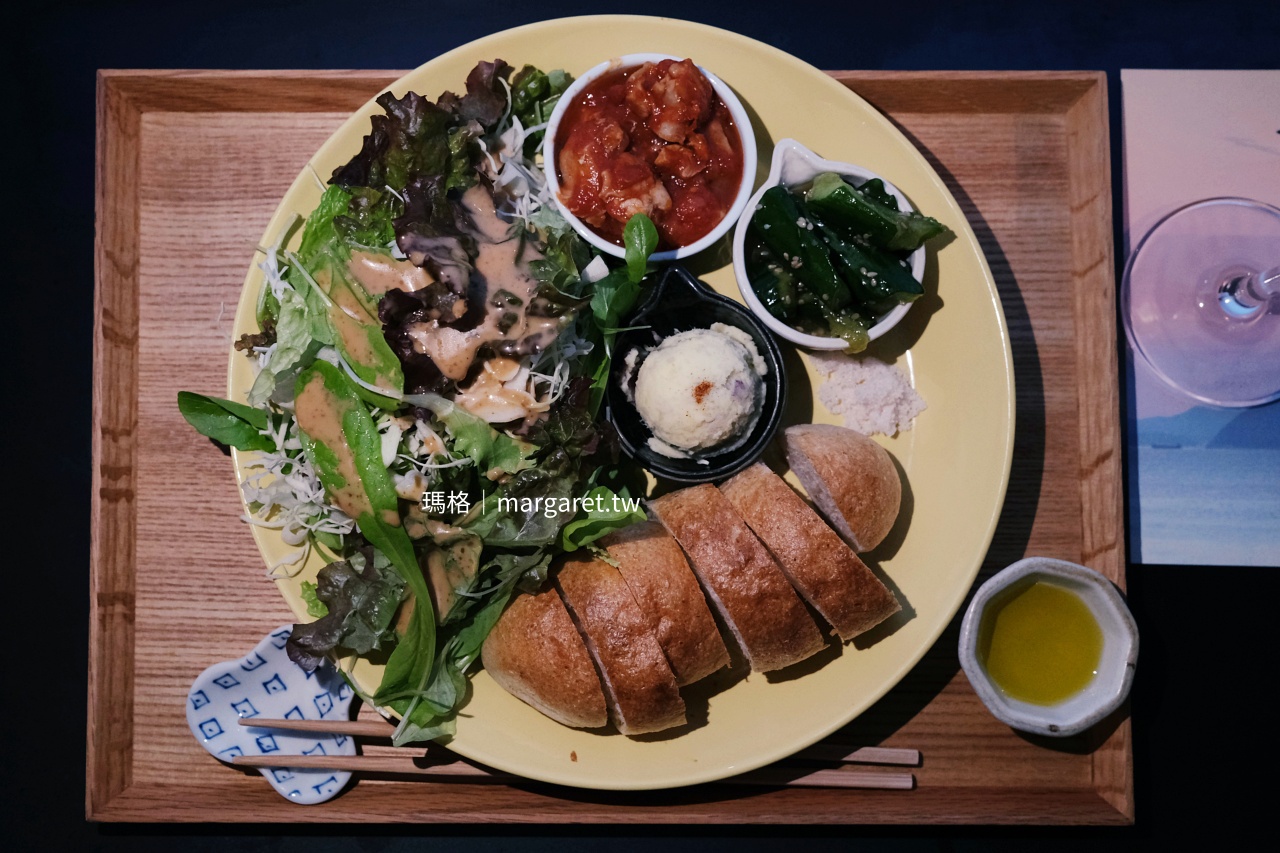 Salon Blue。與瀨戶內海相約喝一杯|北濱Alley藝術角落 @瑪格。圖寫生活 Salon Blue。與瀨戶內海相約喝一杯|北濱Alley藝術角落