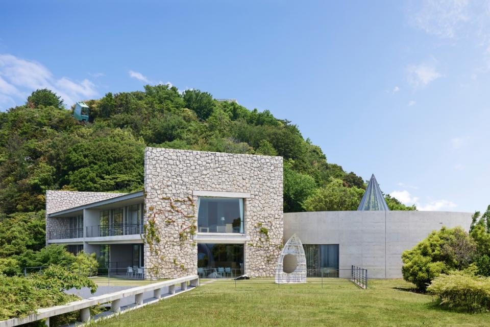直島Benesse House Museum倍樂生之家。安藤忠雄建築｜是飯店也是美術館