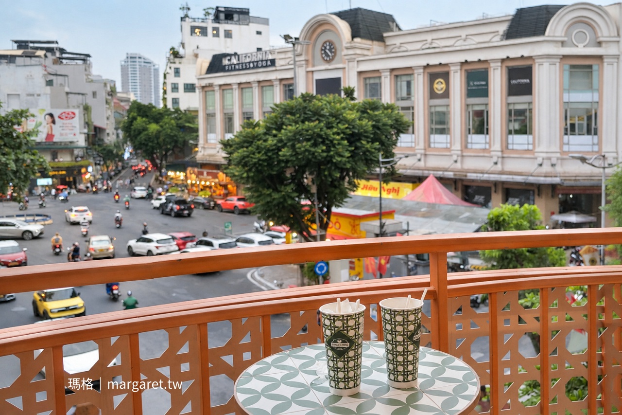Phúc Long Hàng Điếu 弧形陽台俯瞰河內街景
