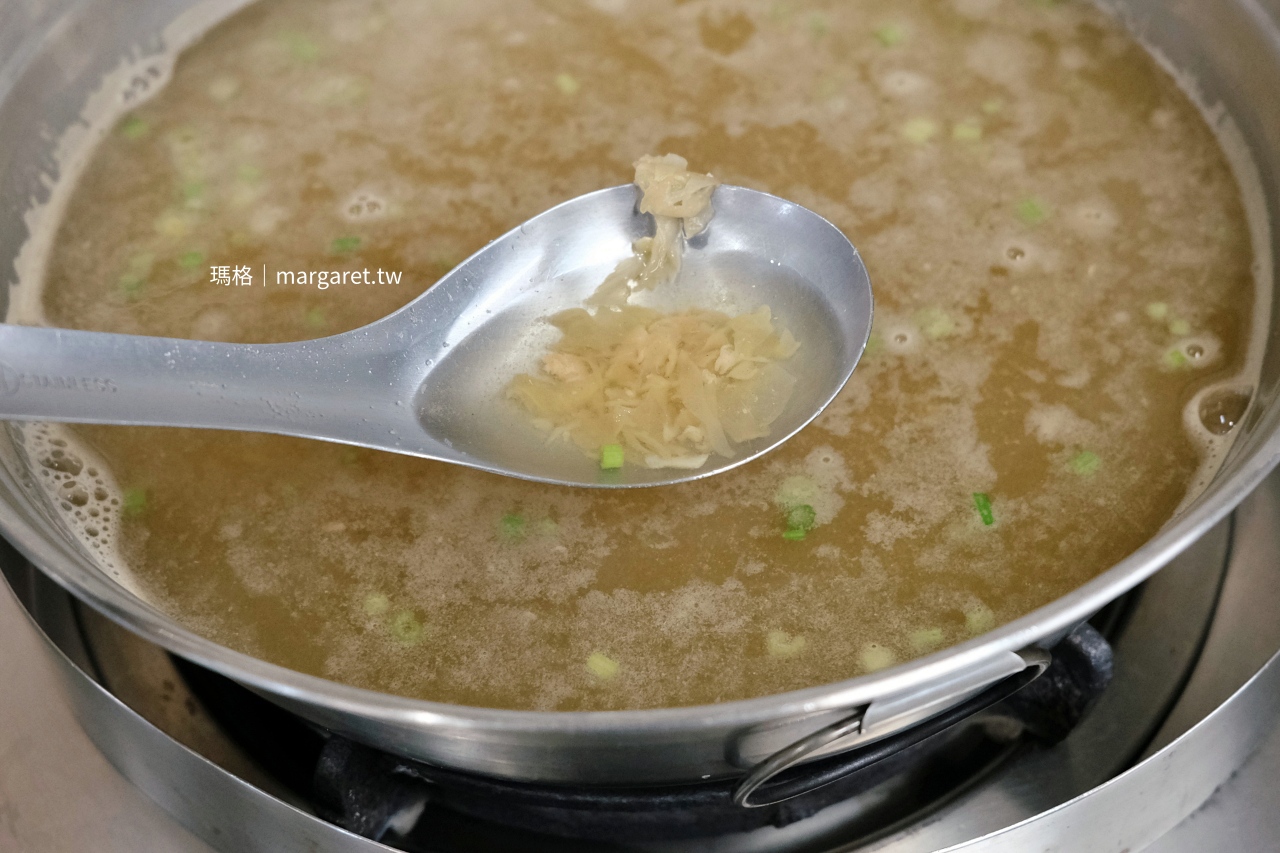 隆賓汕頭火鍋。屏東夜市飄香一甲子｜網推沙茶醬加花生醬才對味真的嗎？