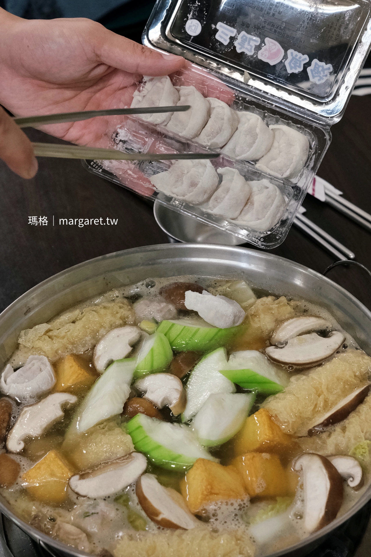 隆賓汕頭火鍋。屏東夜市飄香一甲子｜網推沙茶醬加花生醬才對味真的嗎？