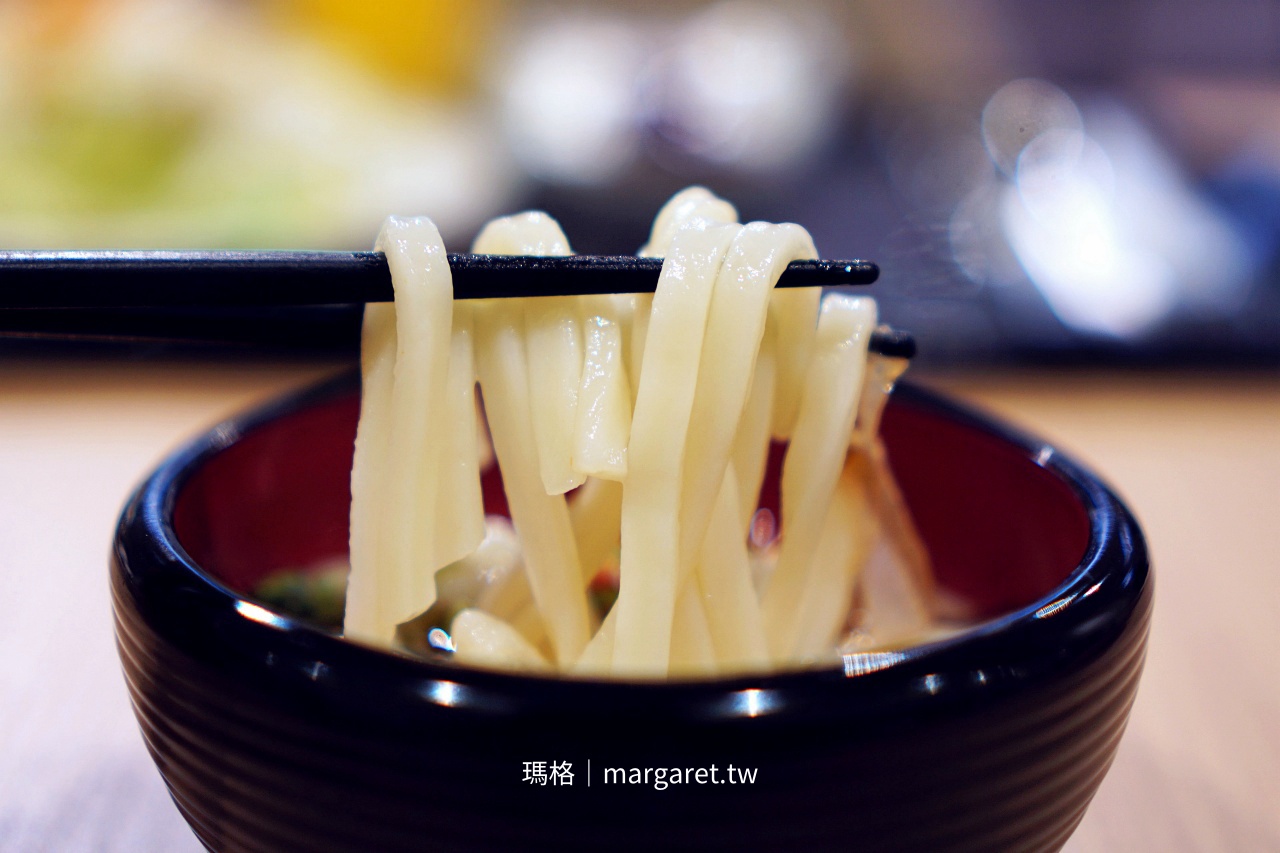WeBase高松 早餐用餐區 座位空間