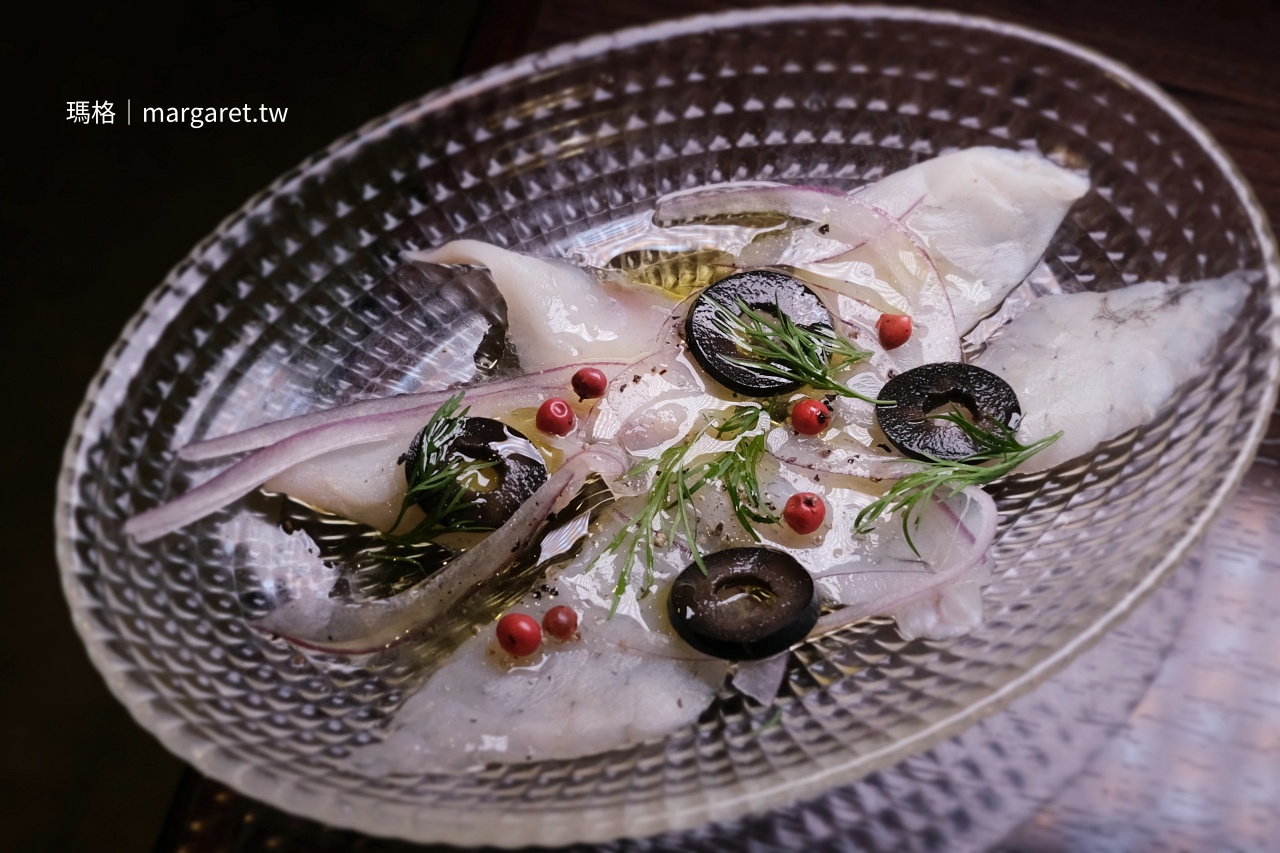 Kirin City Plus仙台店油醋漬魚片，佐黑橄欖。