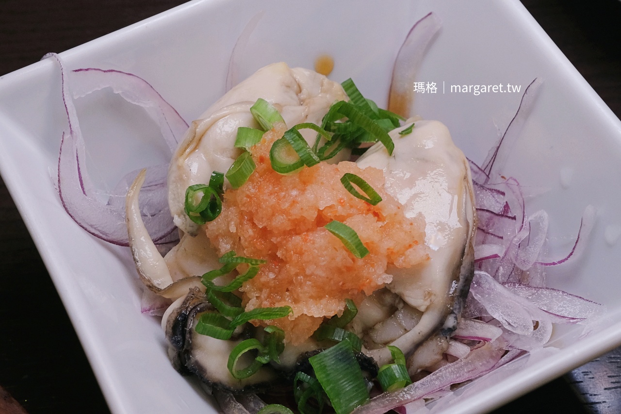 Kirin City Plus仙台店前菜：生蠔佐辣蘿蔔泥洋蔥絲。