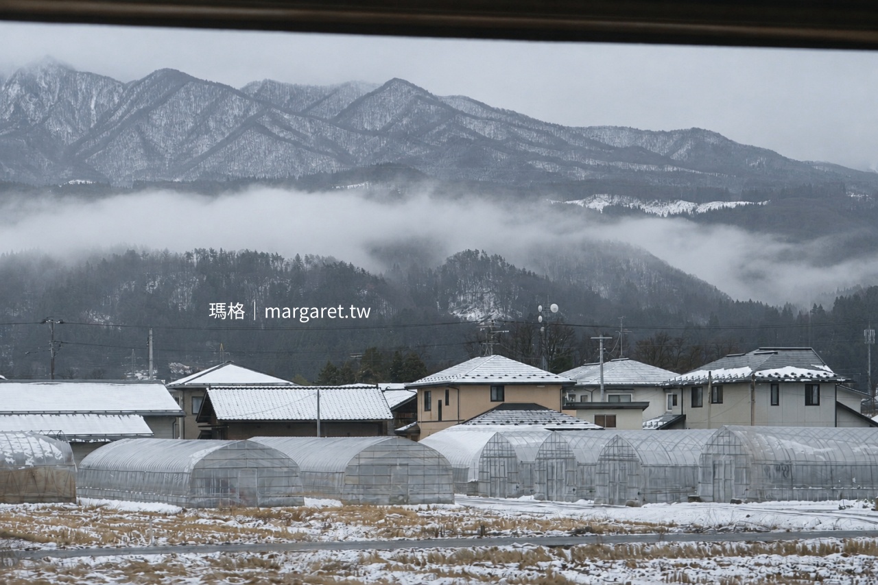 山形縣冬季田園與山景
