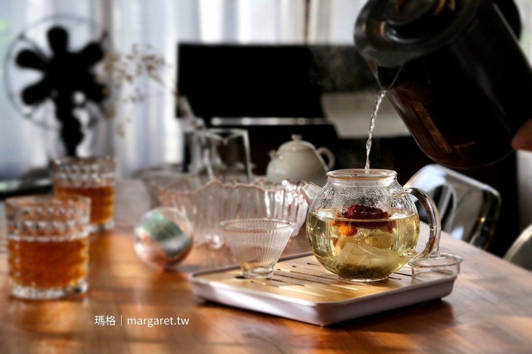 起風茶屋。嘉義老洋房裡的台灣茶｜回味無窮的四川燃麵