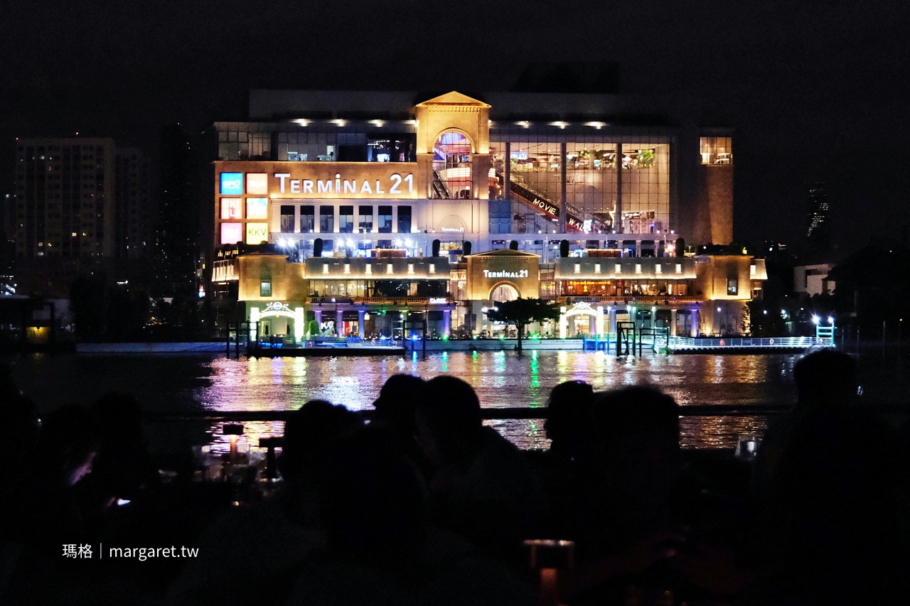 搭曼谷昭披耶河Opulence遊船，行經Terminal 21。