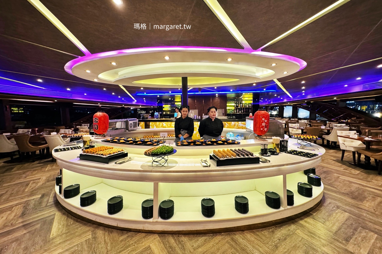 Opulence豪華郵輪下層用餐區自助式餐檯。