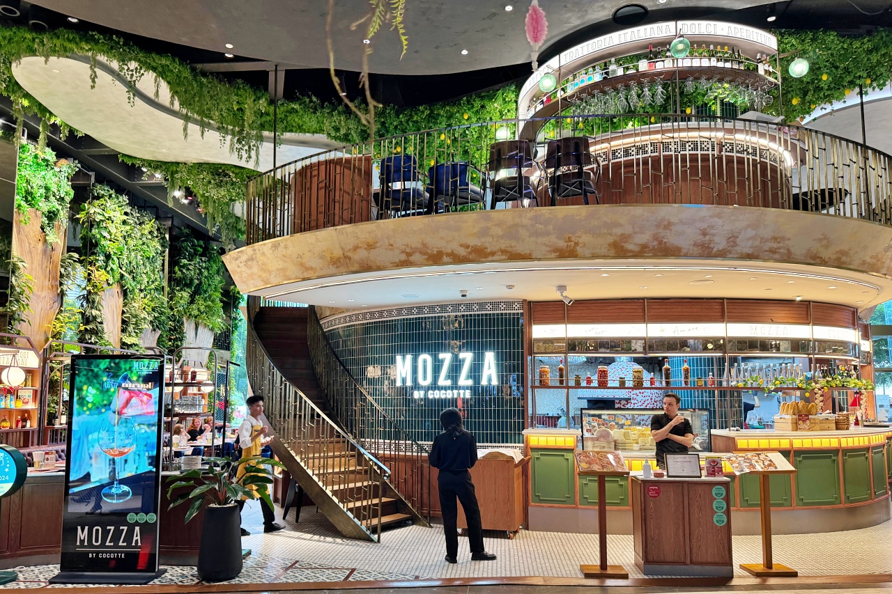 ICONSIAM 暹羅天地。昭披耶河畔的曼谷時尚地標｜購物、美食與夜景交織