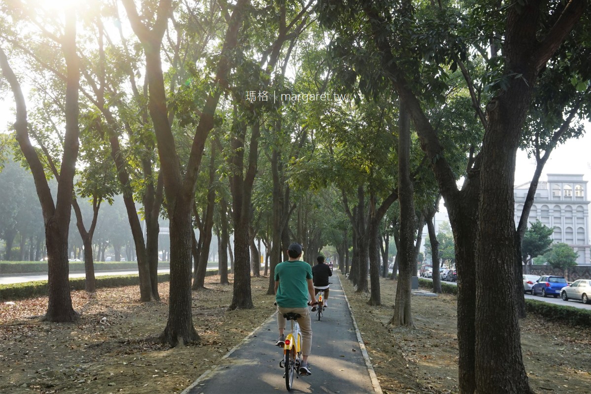 世賢自行車道。嘉義市最美道路｜城市裡的森林鐵馬遊