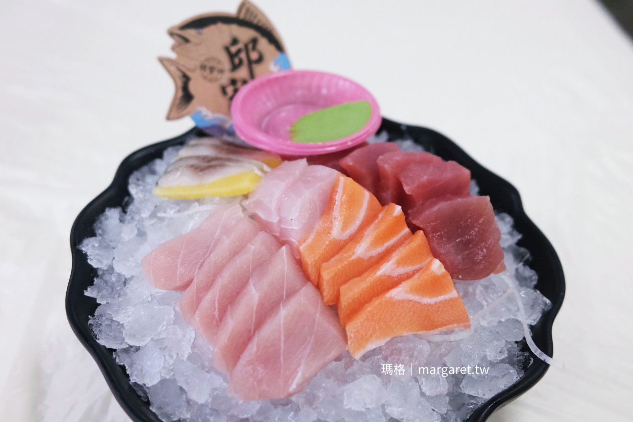 邱家生魚片綜合生魚片一盤，20片100元，後壁湖超值海鮮。