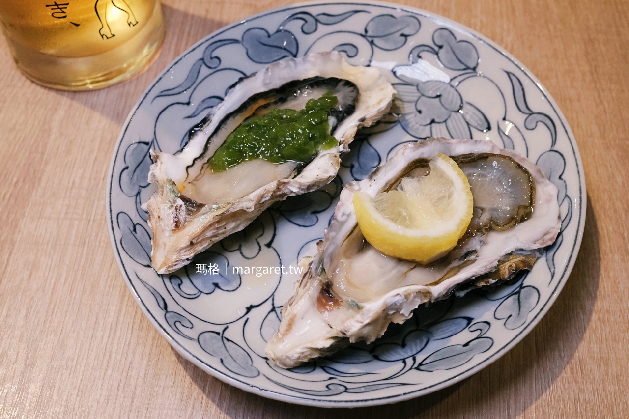 仙台朝市三陸生牡蠣每顆100日圓震撼價。