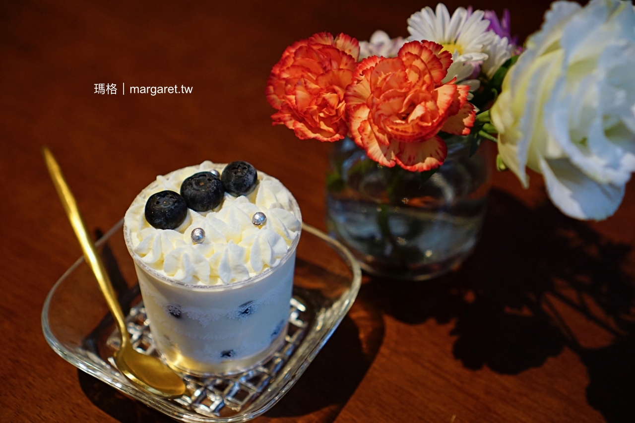 Hangout Cafe。台南信義街百年老宅咖啡｜誠意十足的莓果甜點