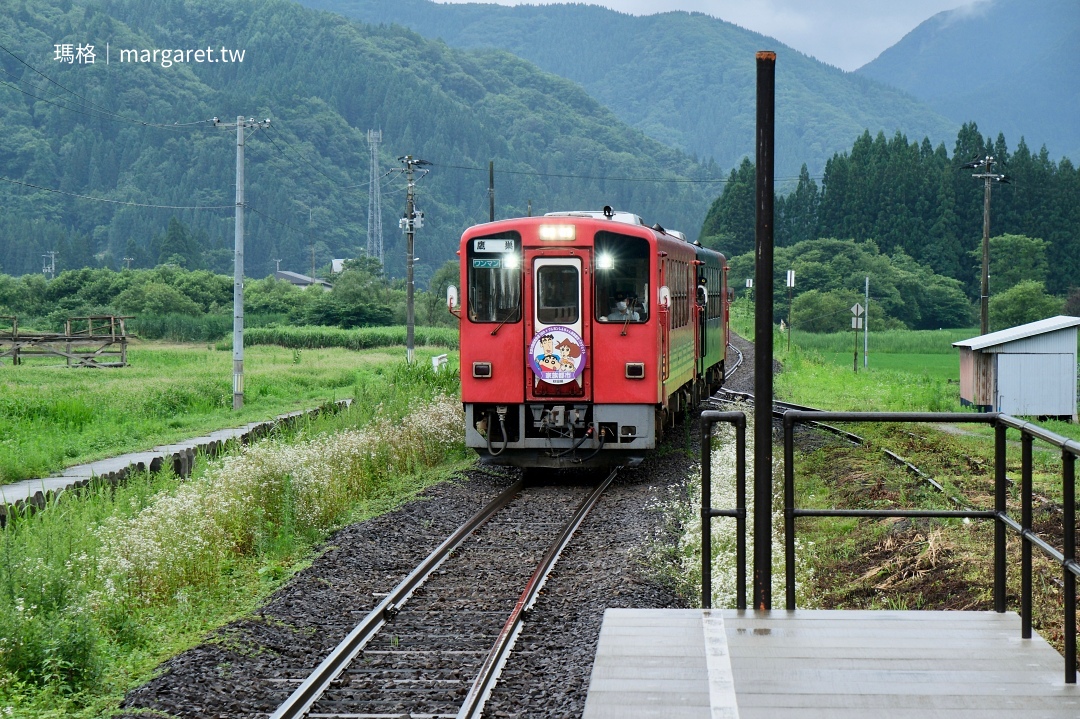 日本微笑鐵道。秋田內陸縱貫線｜夢幻山林 x 稻田藝術 x 包車體驗