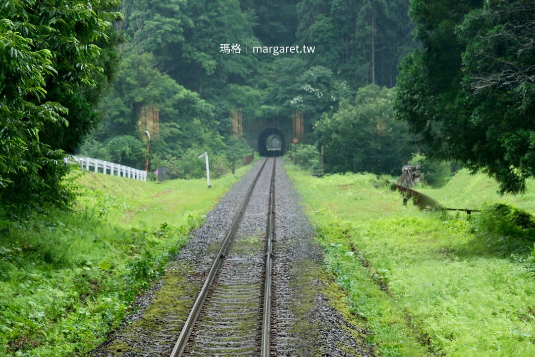 日本微笑鐵道。秋田內陸縱貫線｜夢幻山林 x 稻田藝術 x 包車體驗