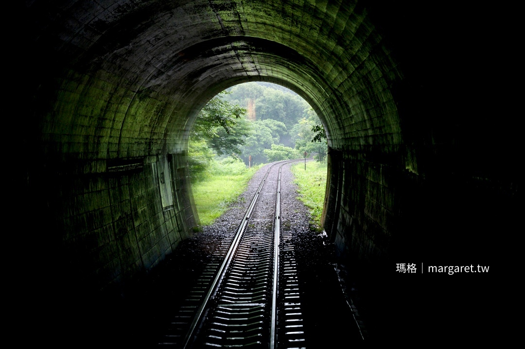 日本微笑鐵道。秋田內陸縱貫線｜夢幻山林 x 稻田藝術 x 包車體驗